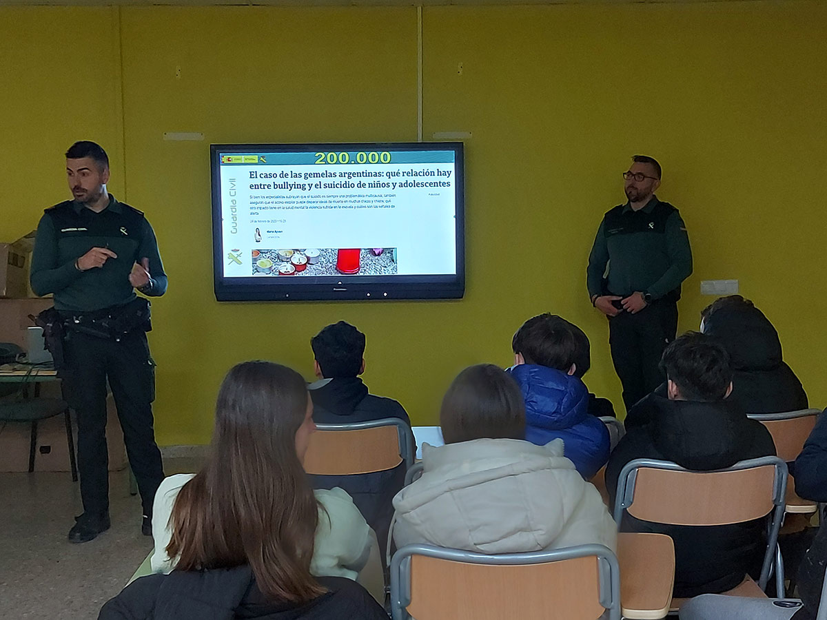 CHARLA ACOSOESCOLAR1