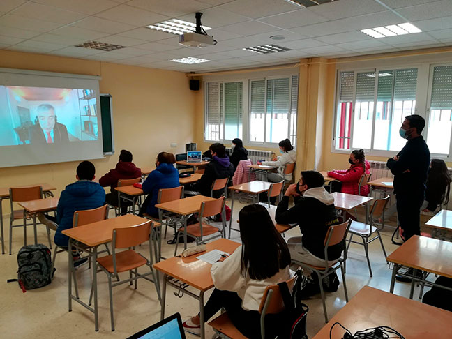 Charla Luis Garicano