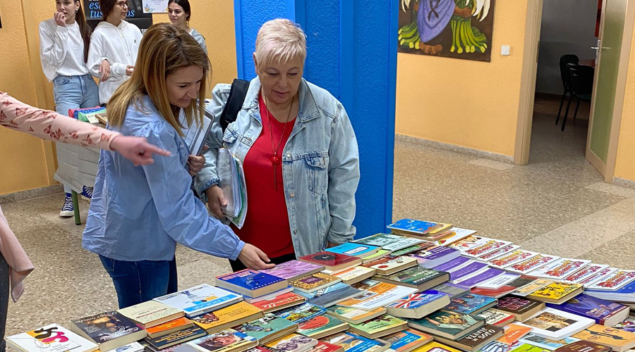 mercadillo solidario